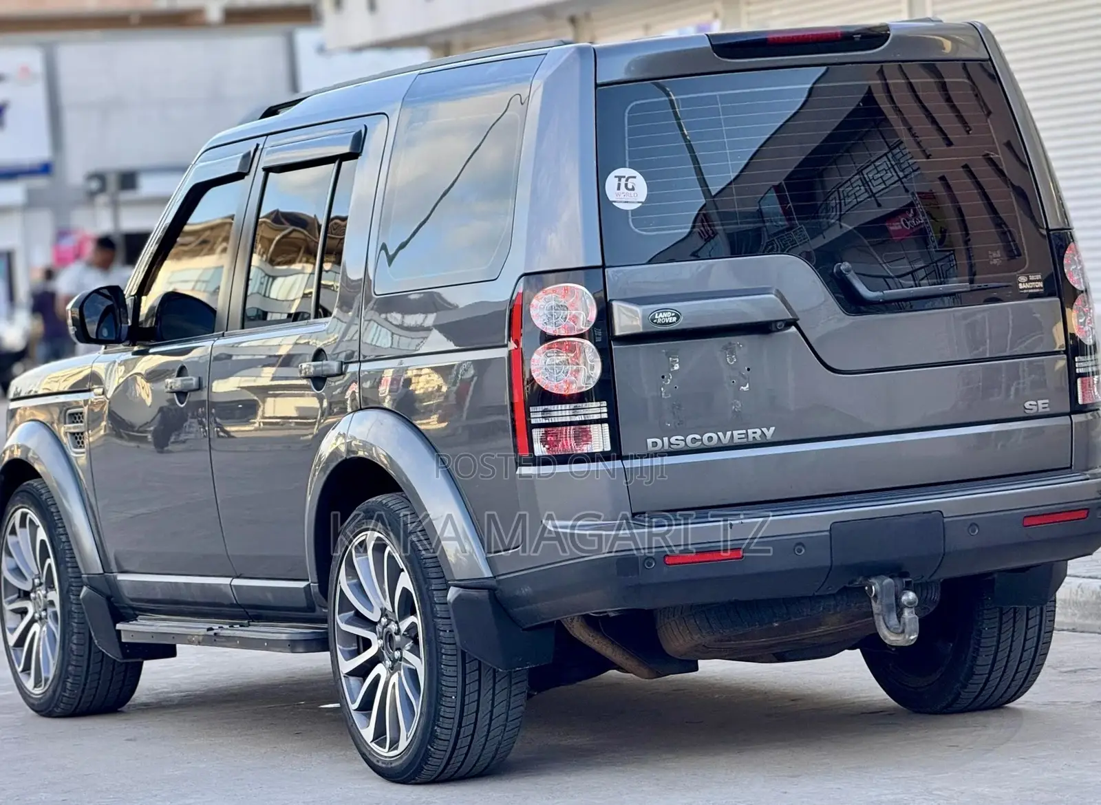 Land Rover Discovery 2014 Gray