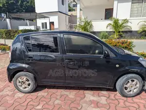 Toyota Passo 2005 Black