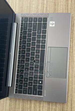 Laptop HP ZBook Firefly 14 G7 16GB Intel Core i5 SSD 256GB