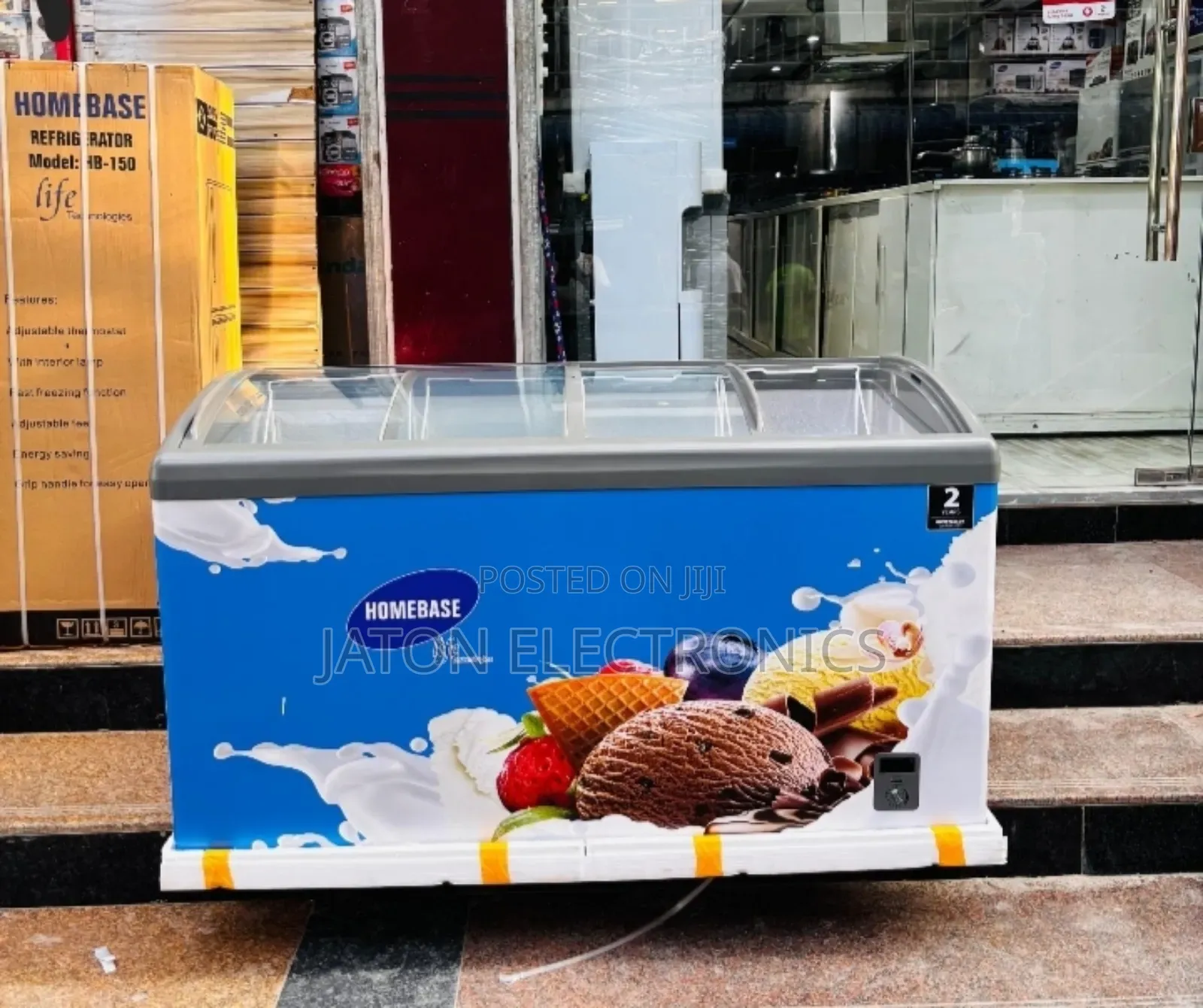 Homebase Showcase Freezer 456 Litter