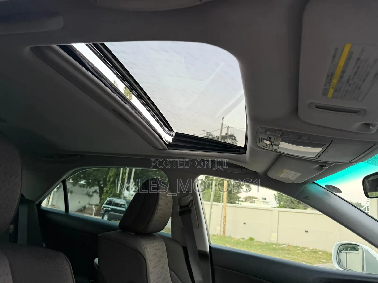 Toyota Crown 2009 White