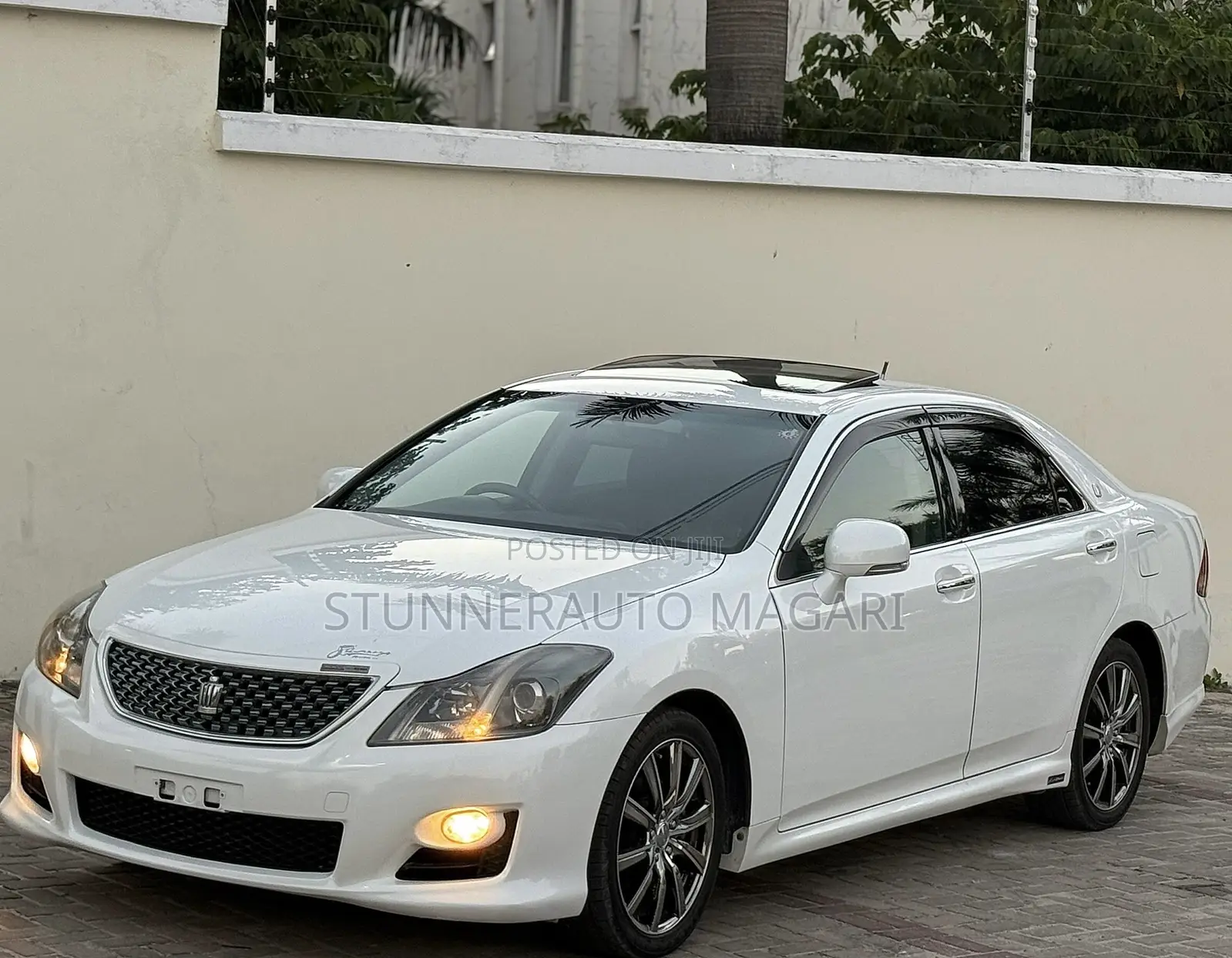 Toyota Crown 2009 Pearl