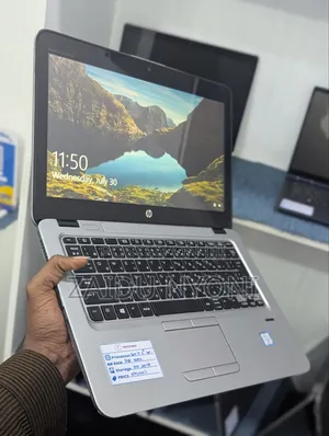 New Laptop HP EliteBook 820 G3 8GB Intel Core I5 HDD 500GB