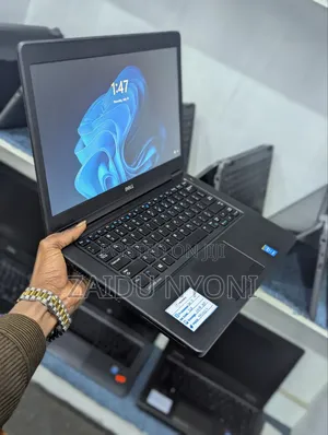 New Laptop Dell Latitude 5450 8GB Intel Core I5 HDD 320GB