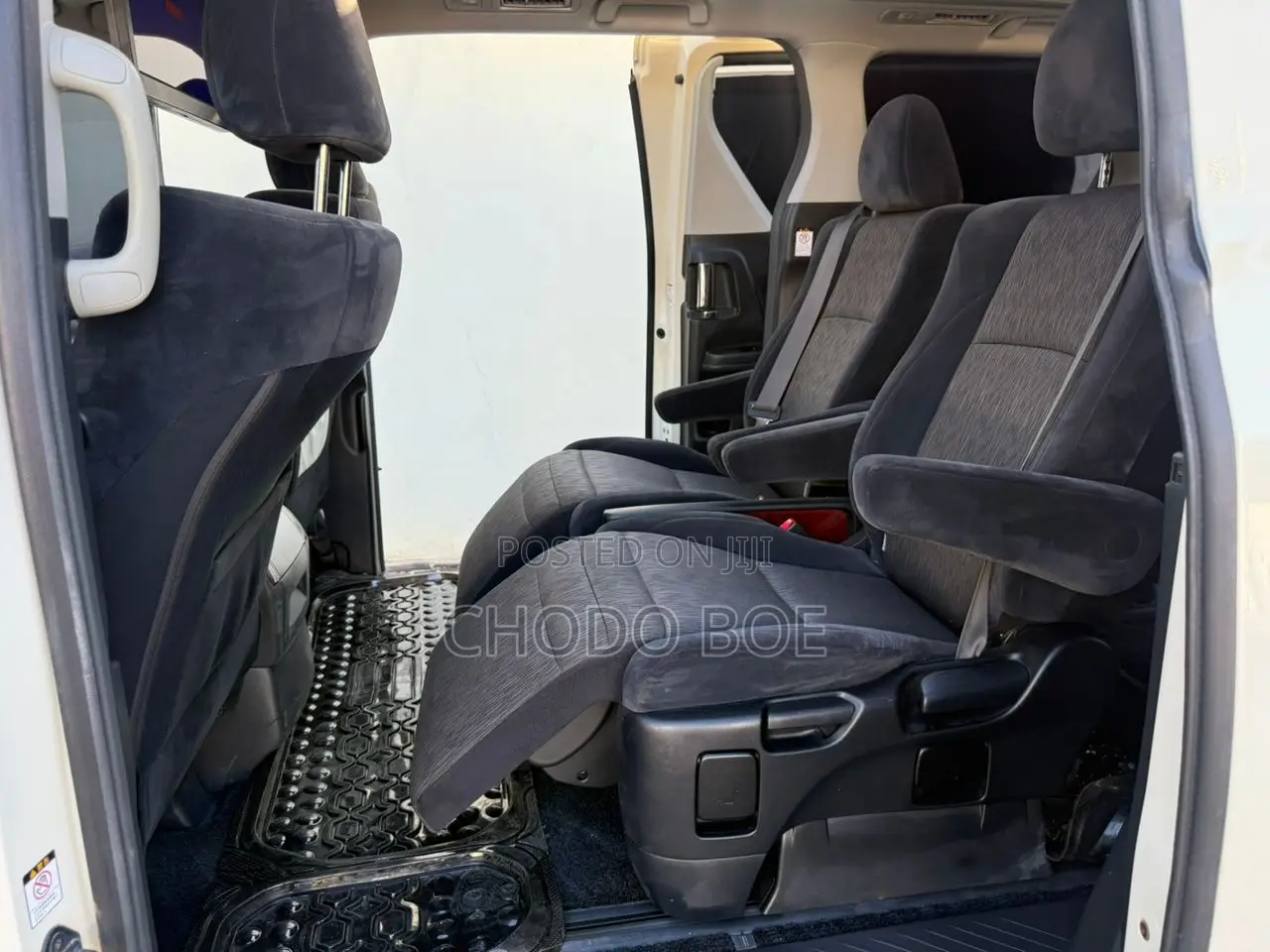 Toyota Alphard 2009 Pearl