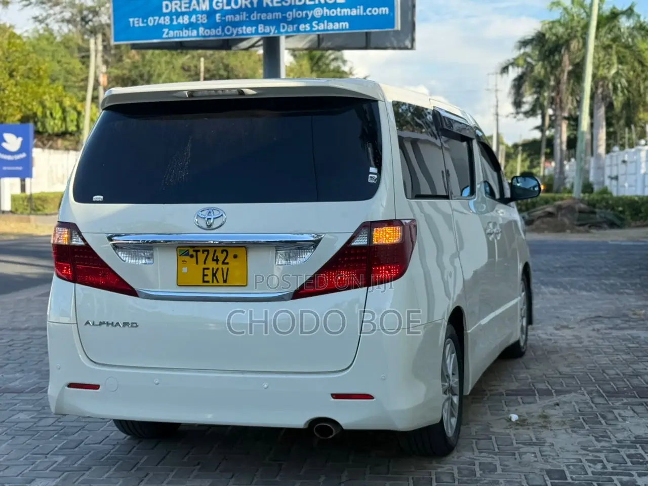 Toyota Alphard 2009 Pearl