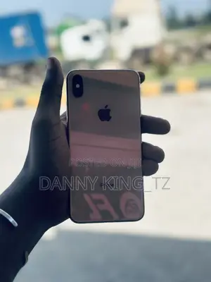 Apple iPhone XS Max 64 GB Gold