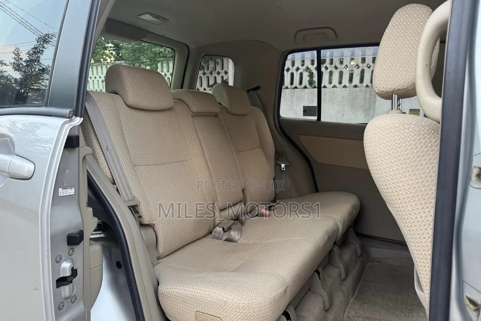Toyota Raum 2007 Silver