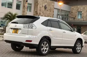 Toyota Harrier 2007 White