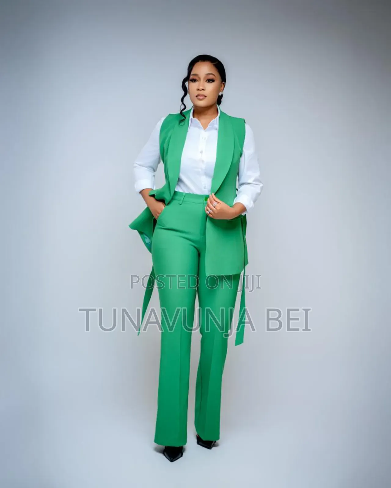 Green  Colour / Quality Suit