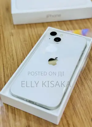 New Apple iPhone 13 128 GB White