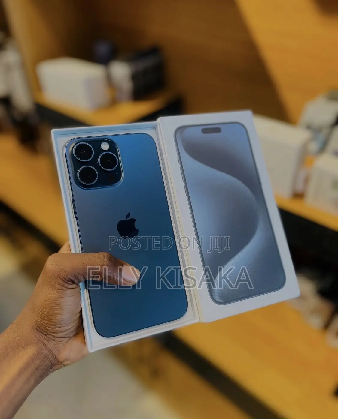 New Apple iPhone 15 Pro Max 256 GB Blue