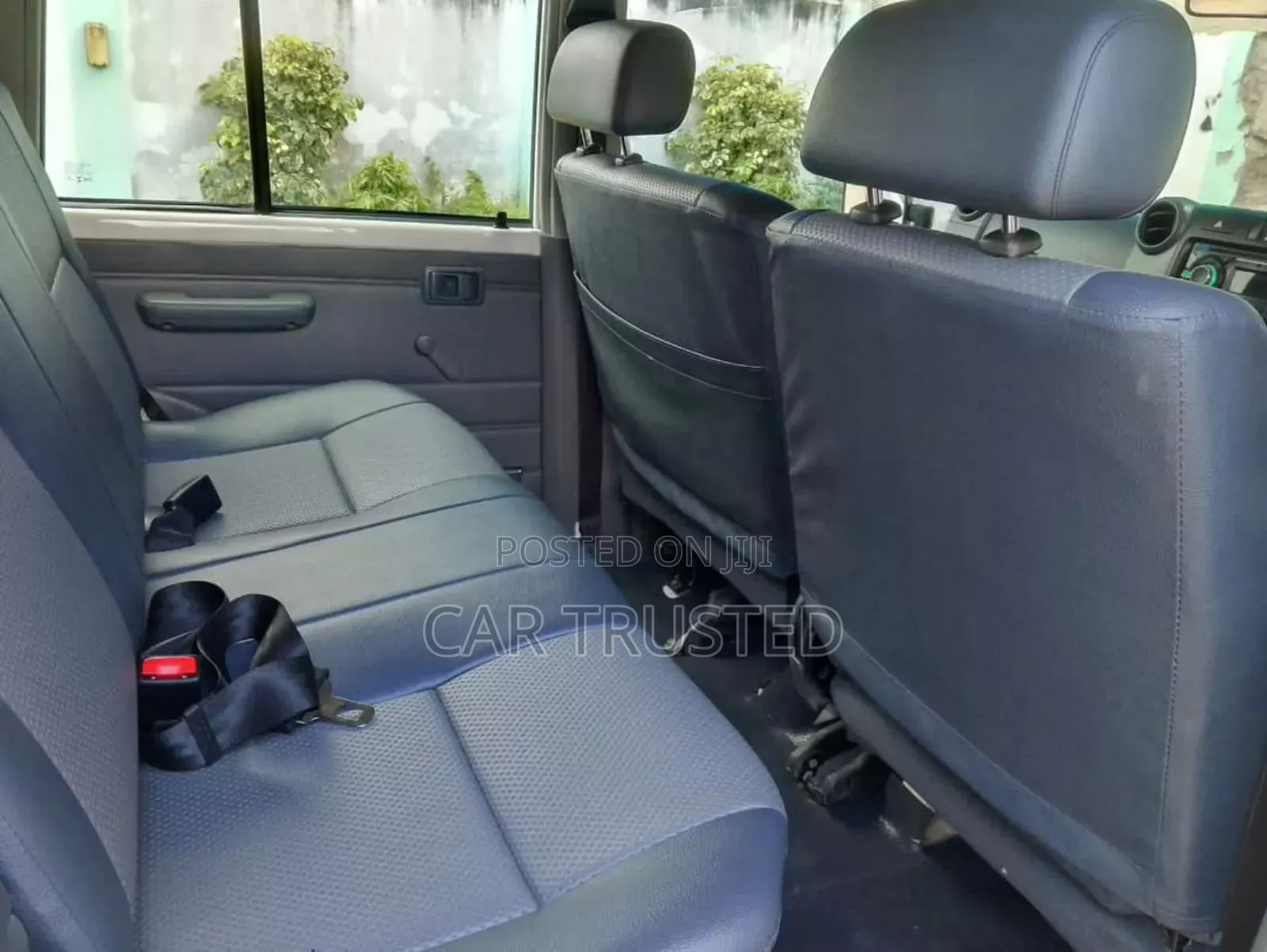Toyota Land Cruiser 4.0 V6 DLX 2014 White