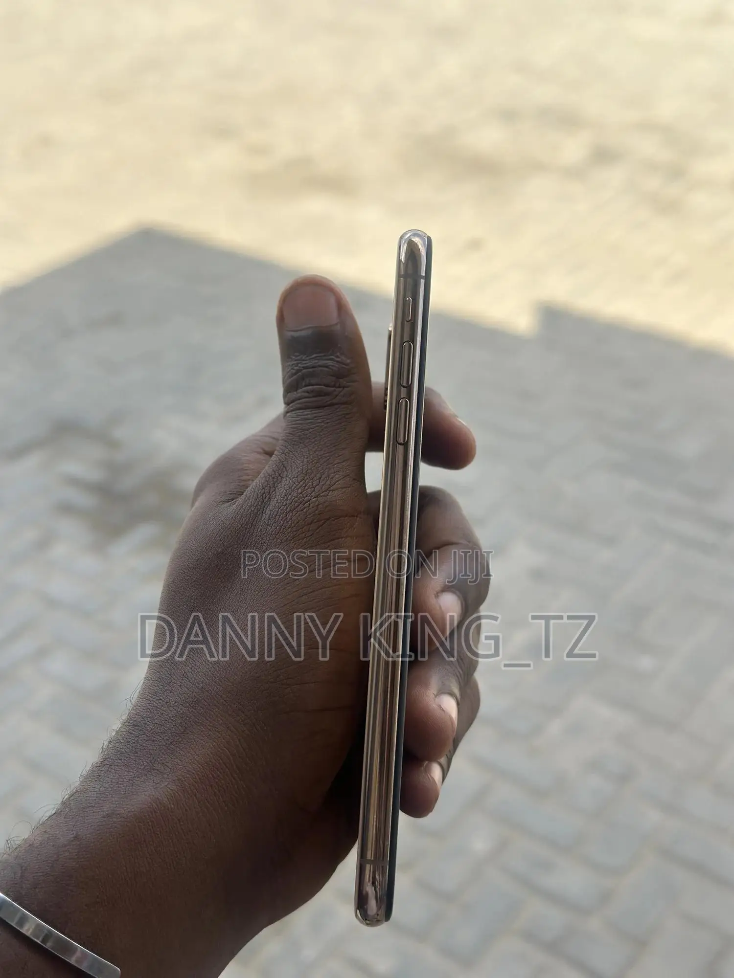 Apple iPhone XS Max 64 GB Gold