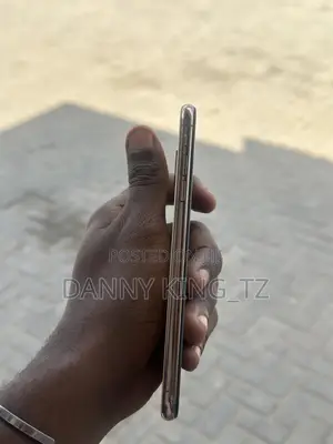 Apple iPhone XS Max 64 GB Gold