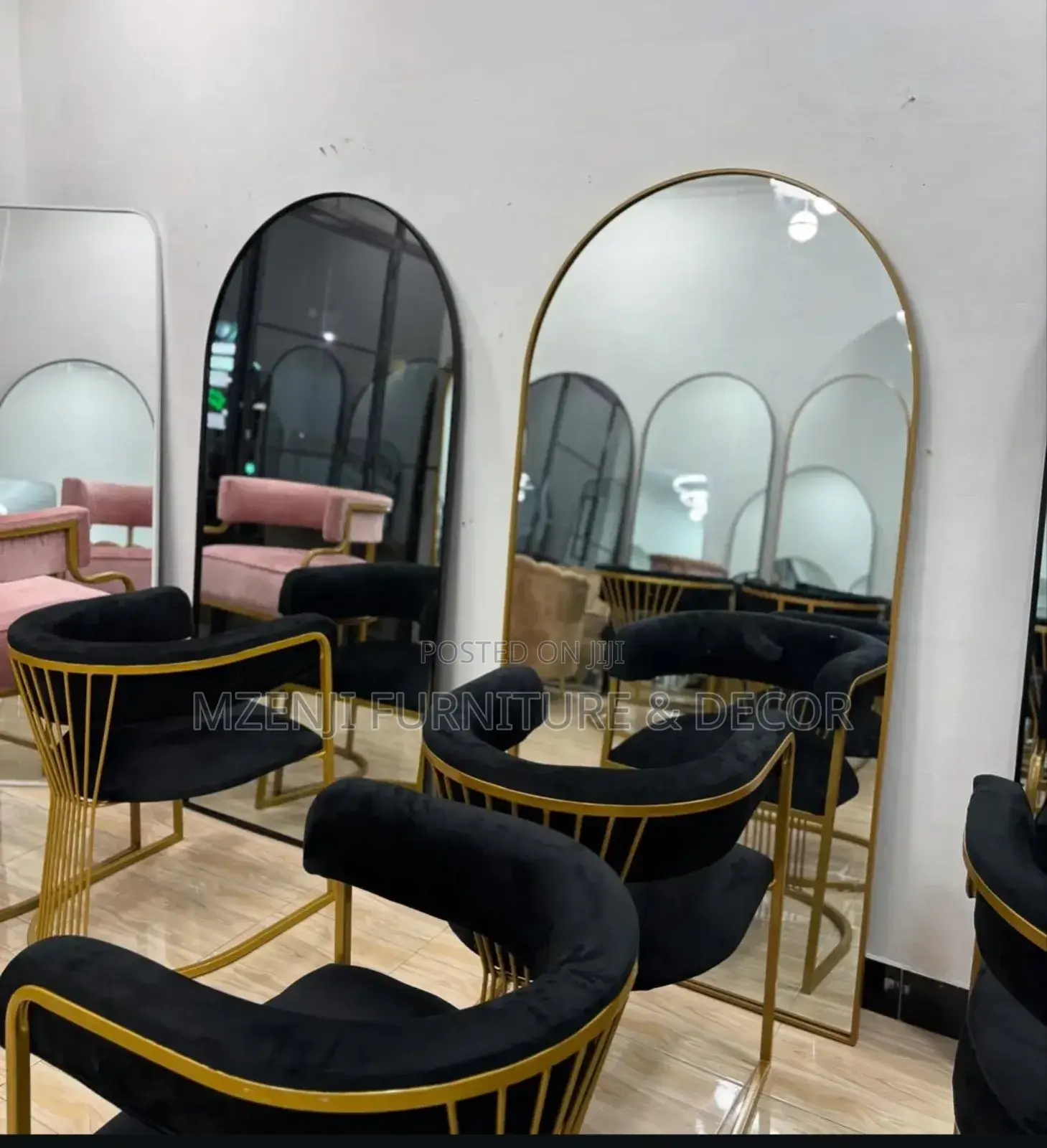 Viti Vya Saloon