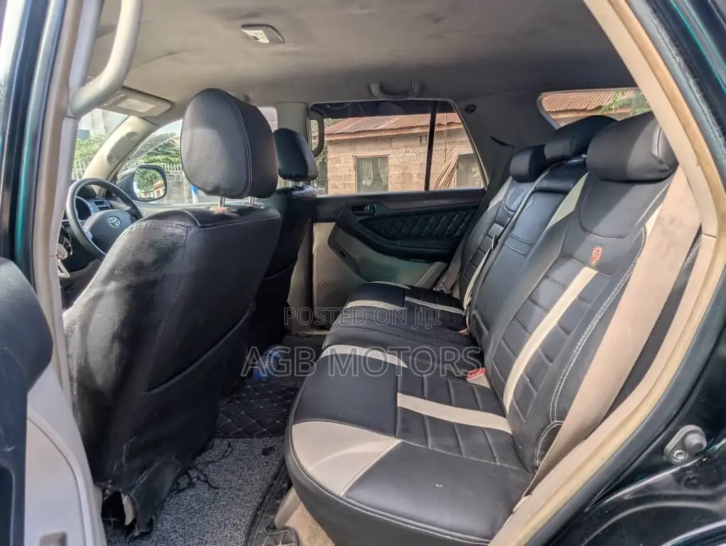 Toyota Hilux Surf 2005 Black