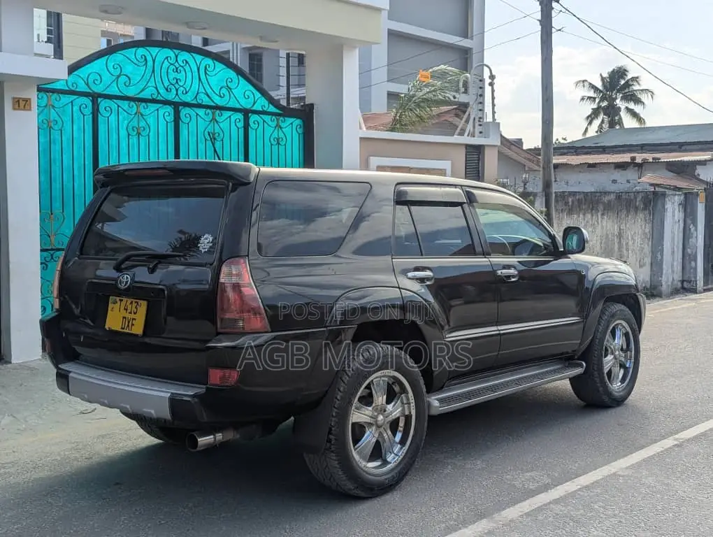 Toyota Hilux Surf 2005 Black