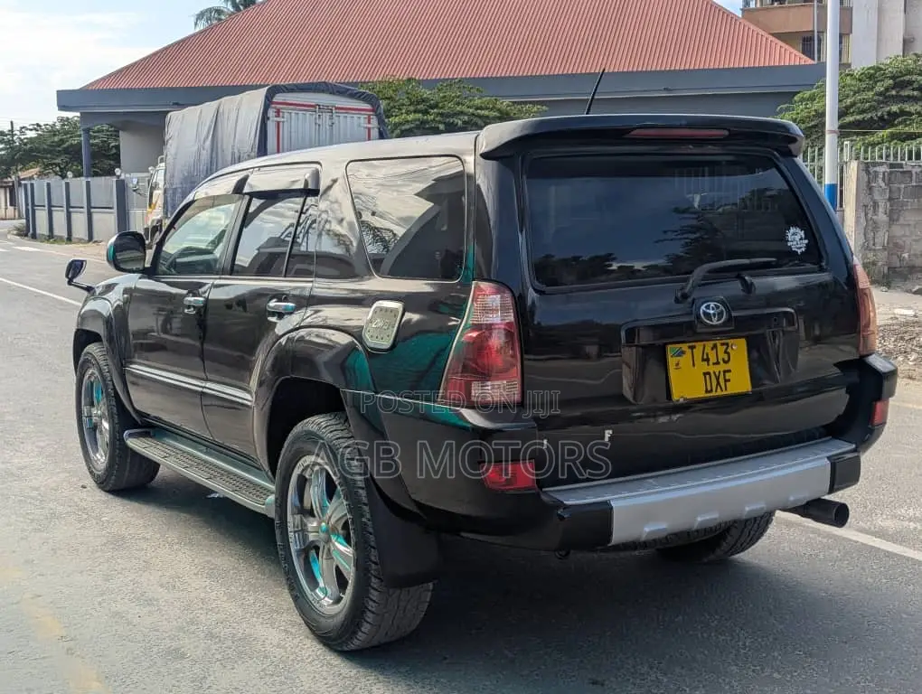 Toyota Hilux Surf 2005 Black