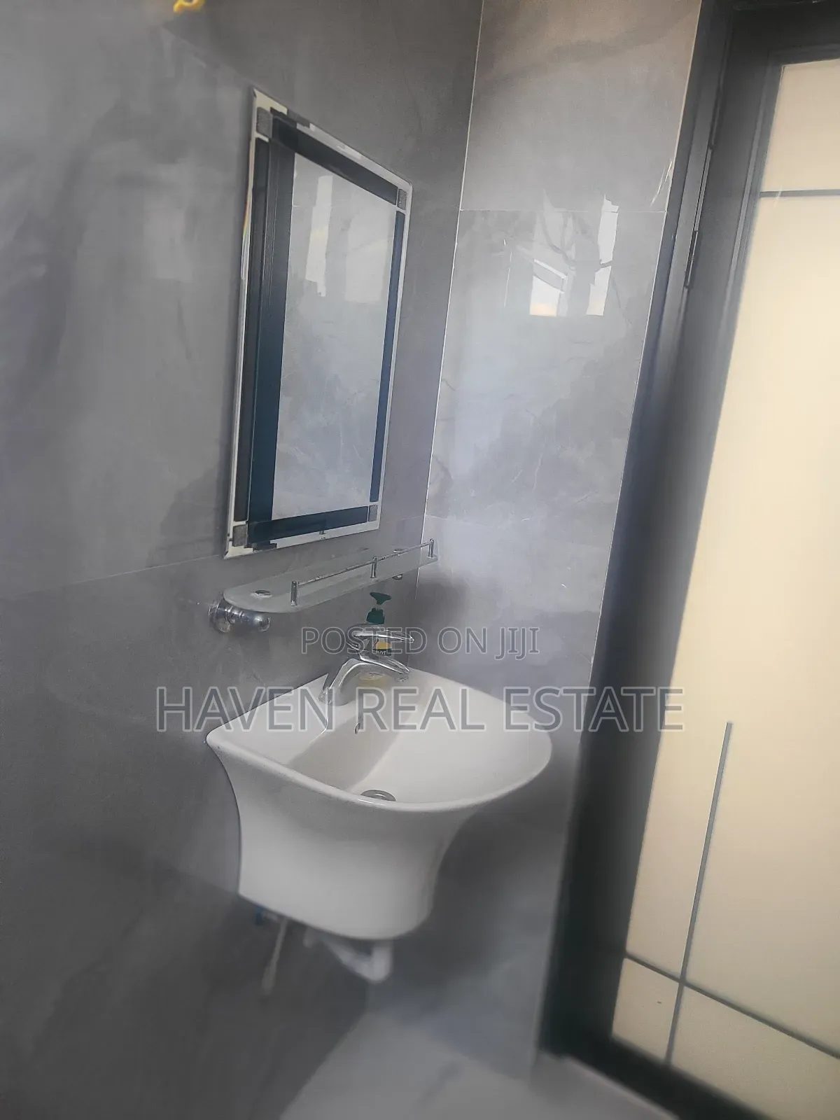 2bdrm Apartment in Oyster Bay for rent