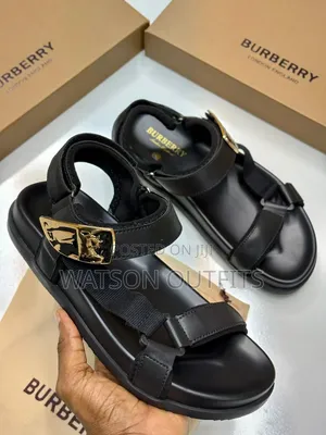 Men's Sandals With Leather Materials Official