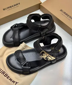 Men's Sandals With Leather Materials Official