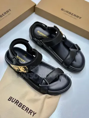 Men's Sandals With Leather Materials Official