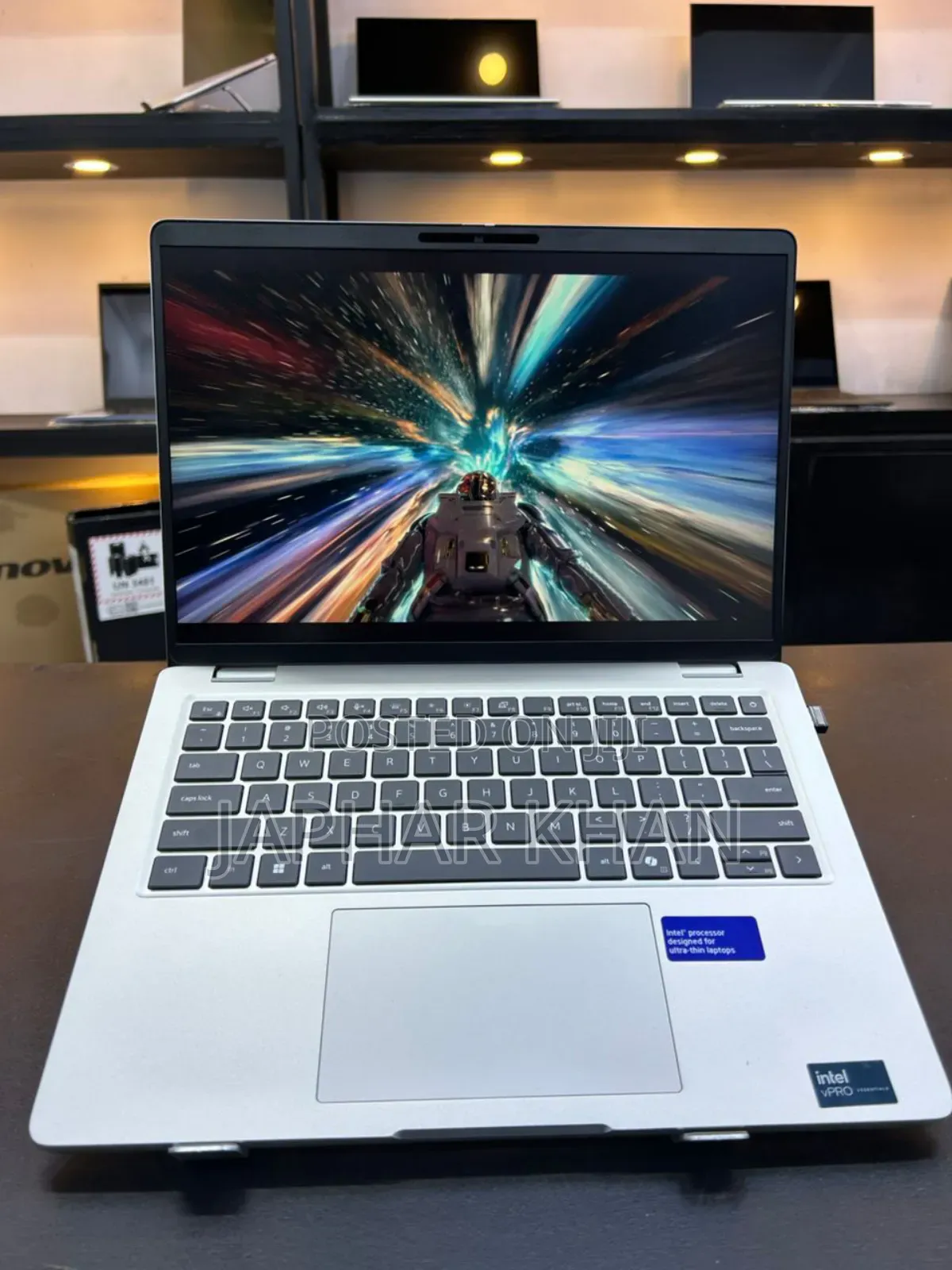 New Laptop Dell Precision 3580 16GB Intel Core I7 SSD 512GB