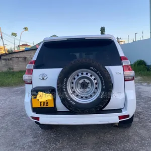 Toyota Land Cruiser Prado 2014 White