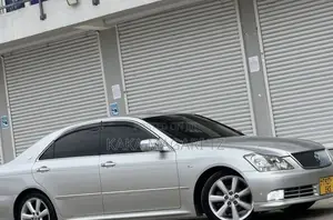 Toyota Crown 2004 Silver