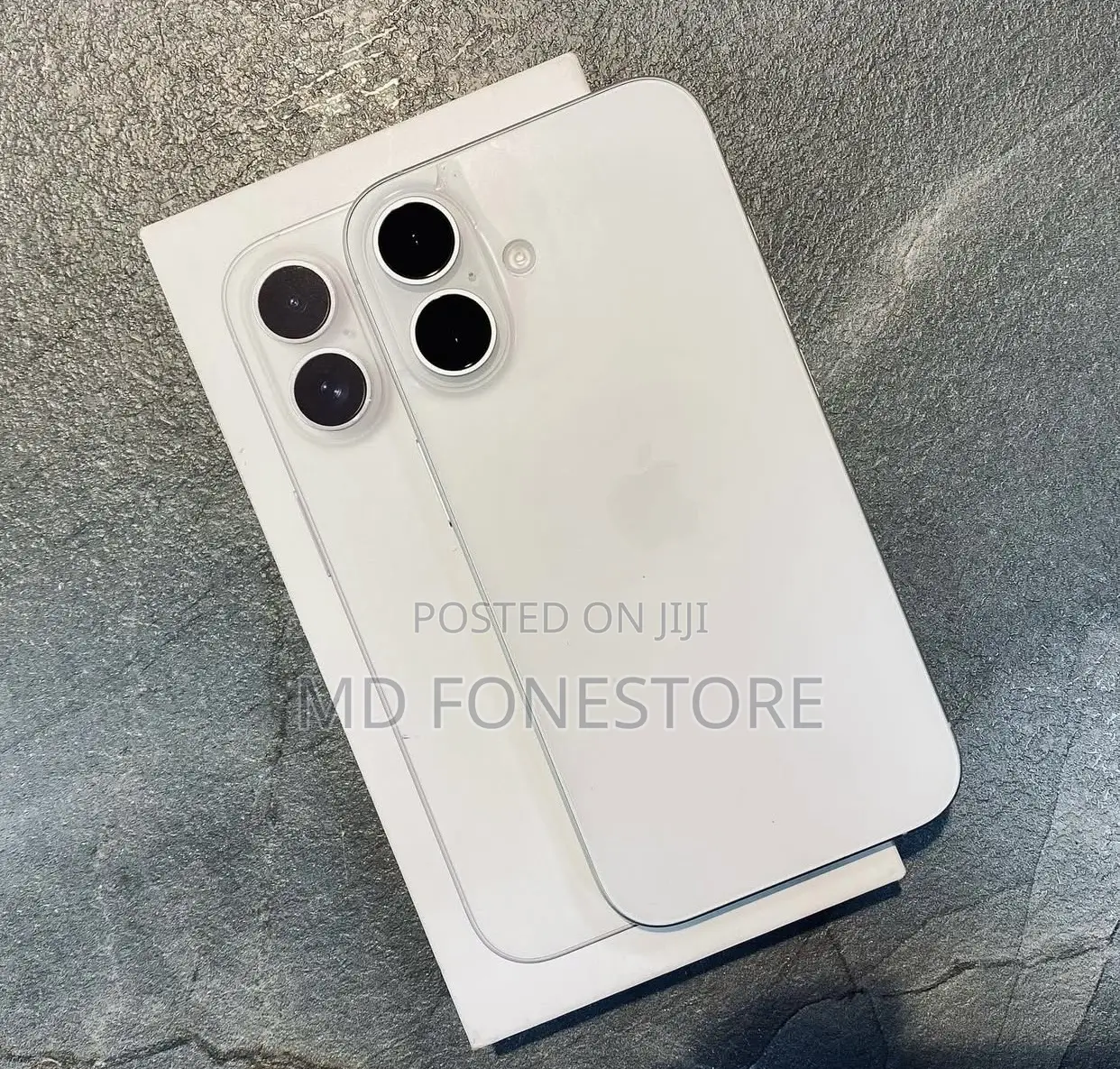 New Apple iPhone 16 128 GB White