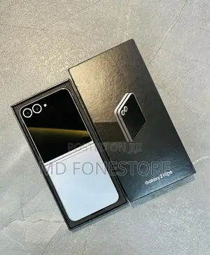 New Samsung Galaxy Z Flip6 256 GB Silver