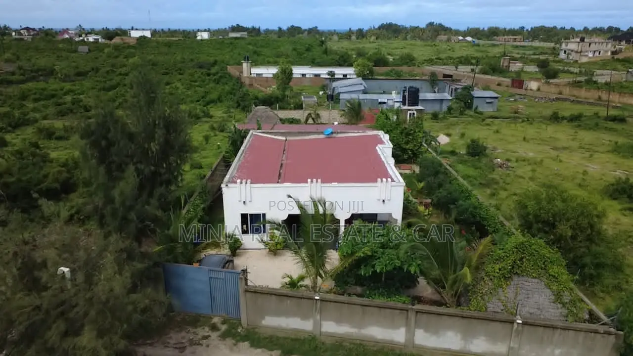 2bdrm House in Kusini for sale