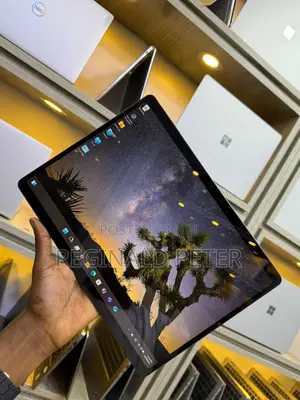 Laptop Microsoft Surface Pro 11th Edition, a Copilot+ PC 16GB SSD 512GB