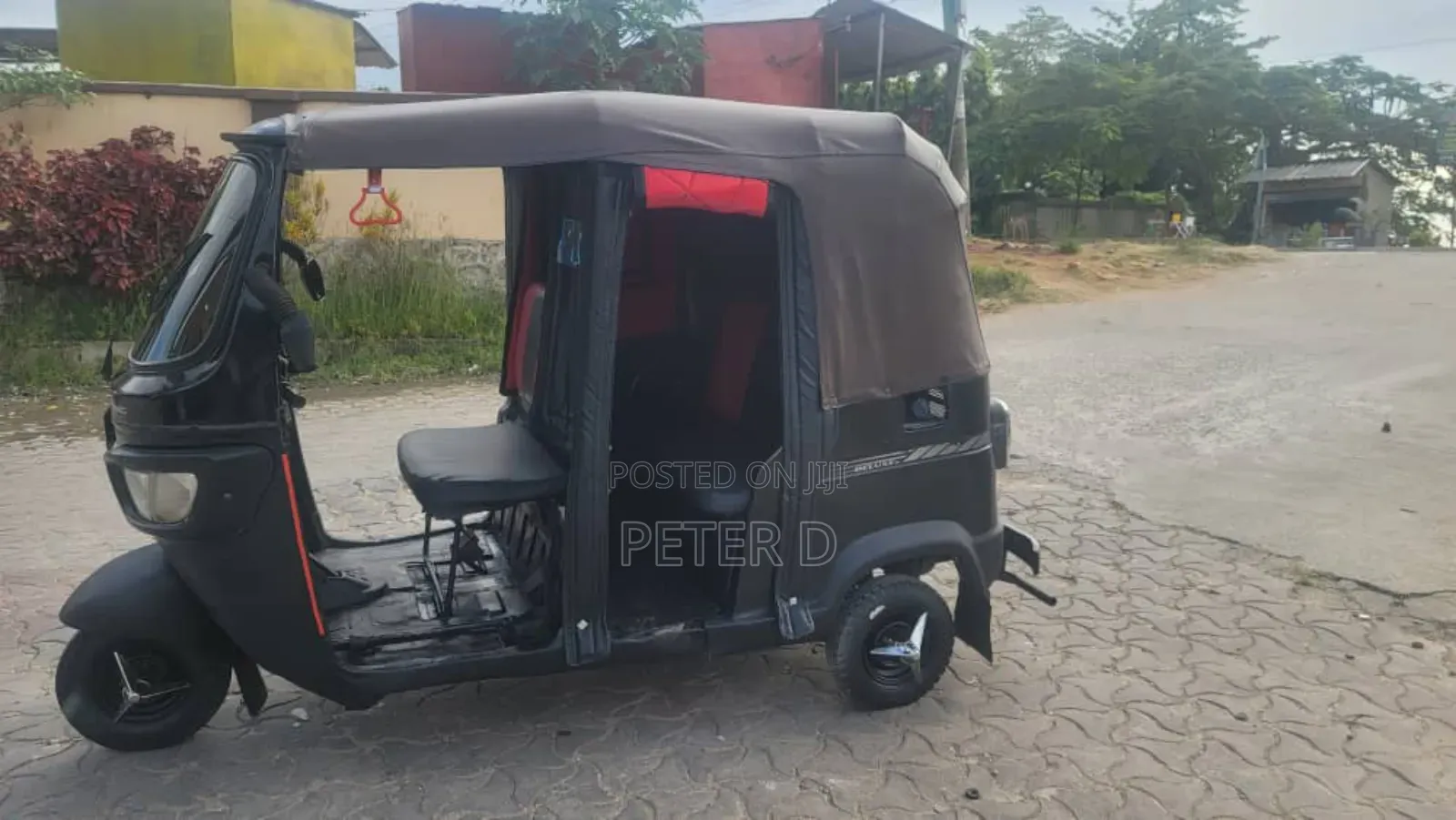 TVS 2022 Black