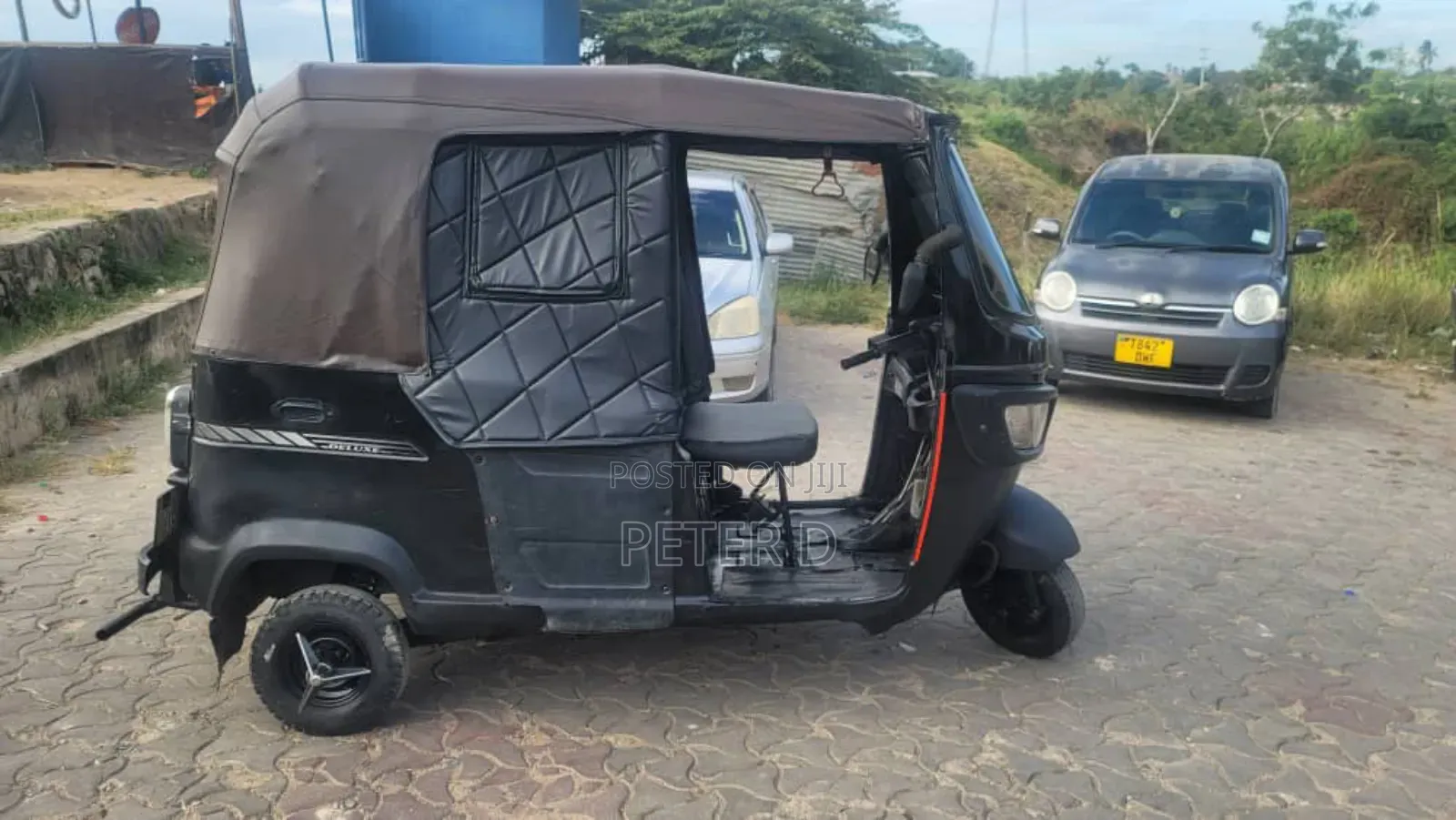 TVS 2022 Black