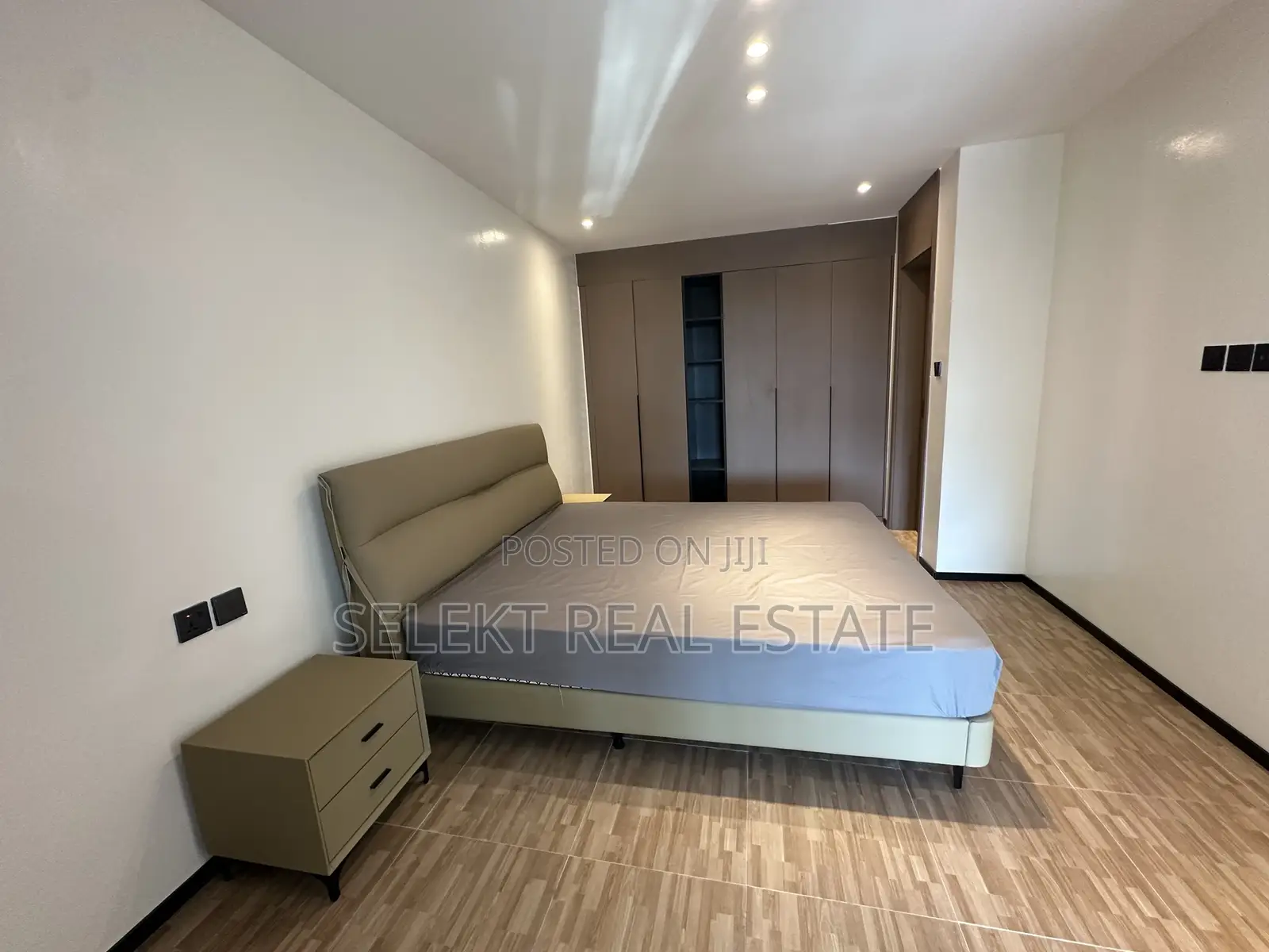 Furnished 2bdrm Duplex in Oyster Bay for rent