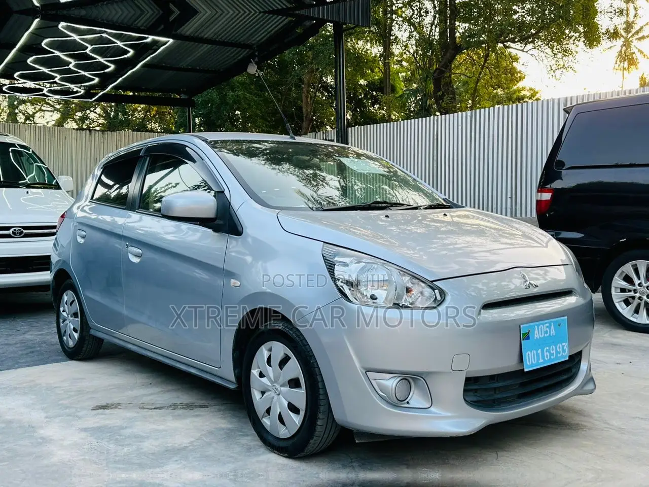 Mitsubishi Mirage 2012 Silver
