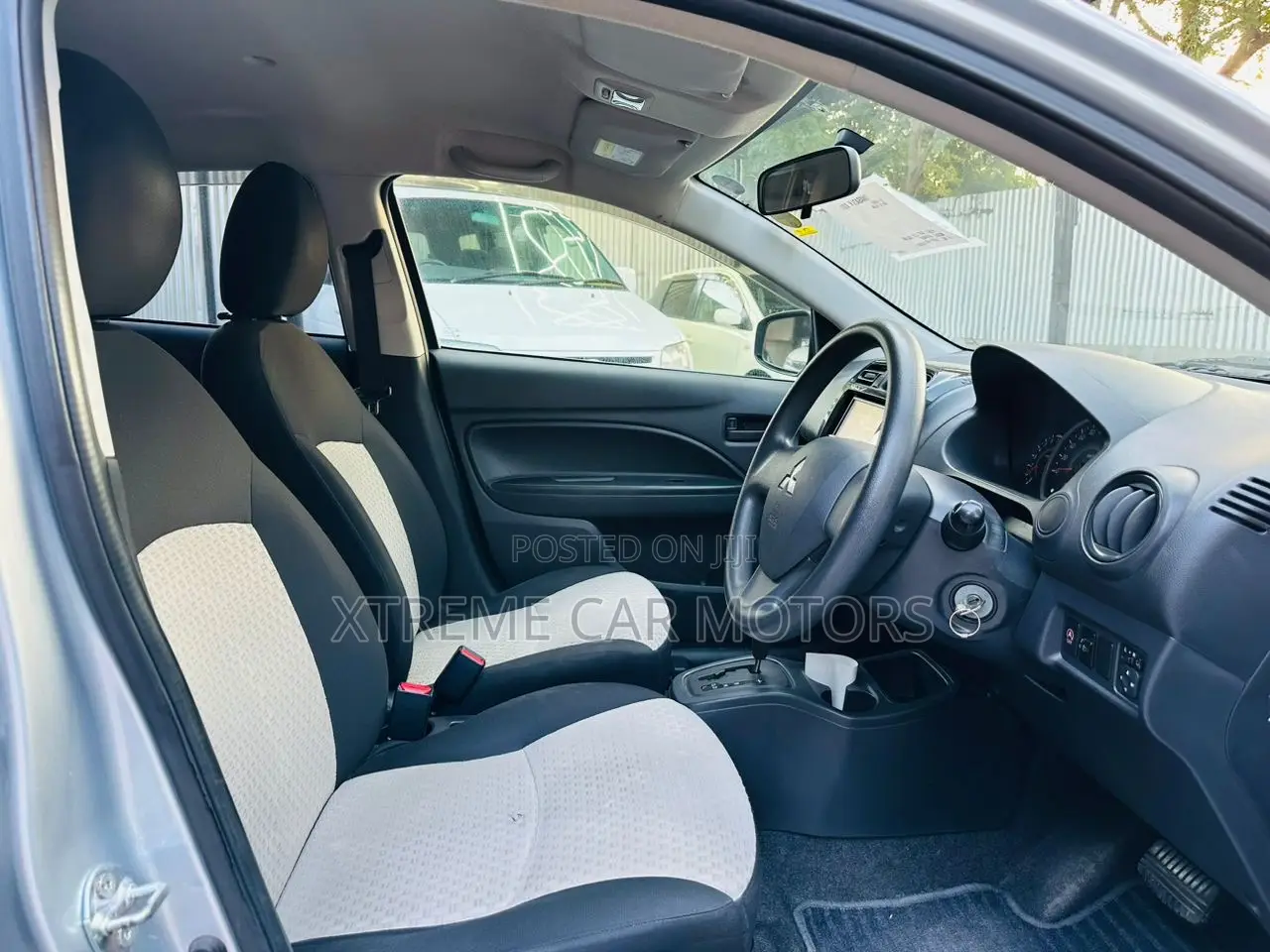 Mitsubishi Mirage 2012 Silver