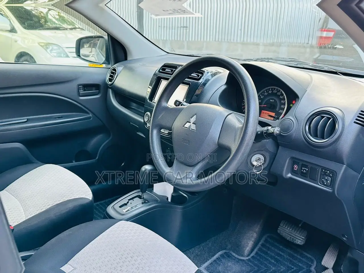 Mitsubishi Mirage 2012 Silver
