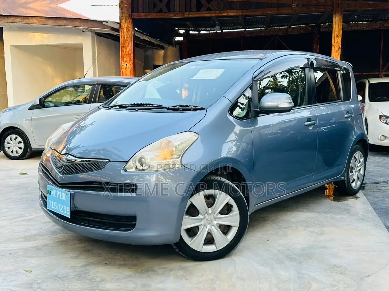 Toyota Ractis 2009 Blue