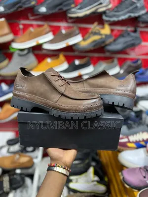 Clarks Boots Shoes Original