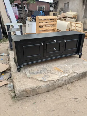 Tv Stand/ Showcase