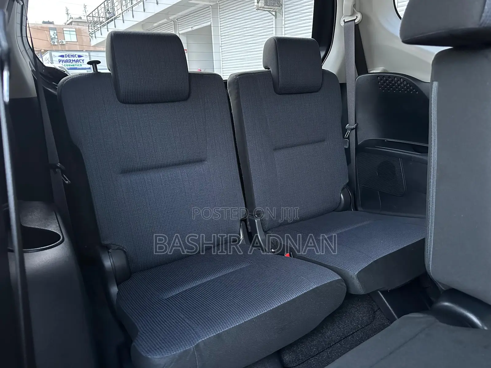 Toyota Sienta 1.5 FWD 2015 Black