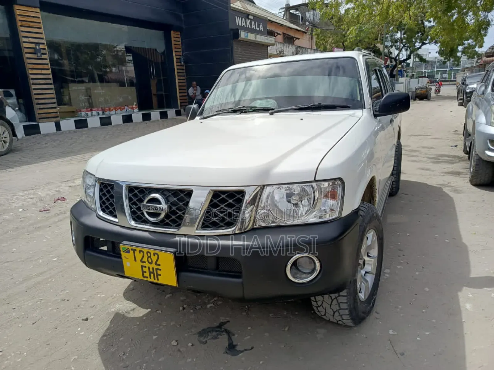 Nissan Patrol 2010 White