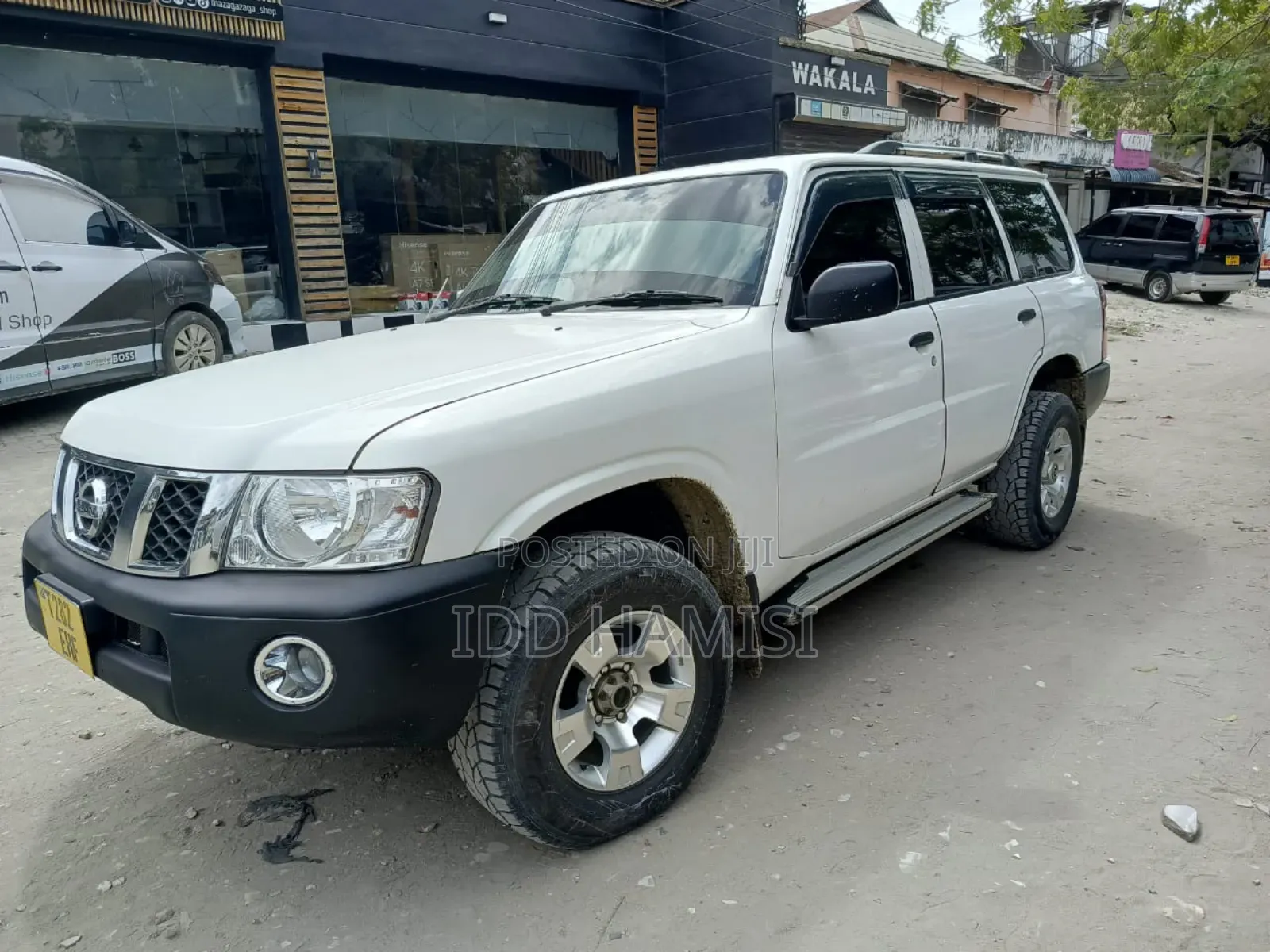 Nissan Patrol 2010 White