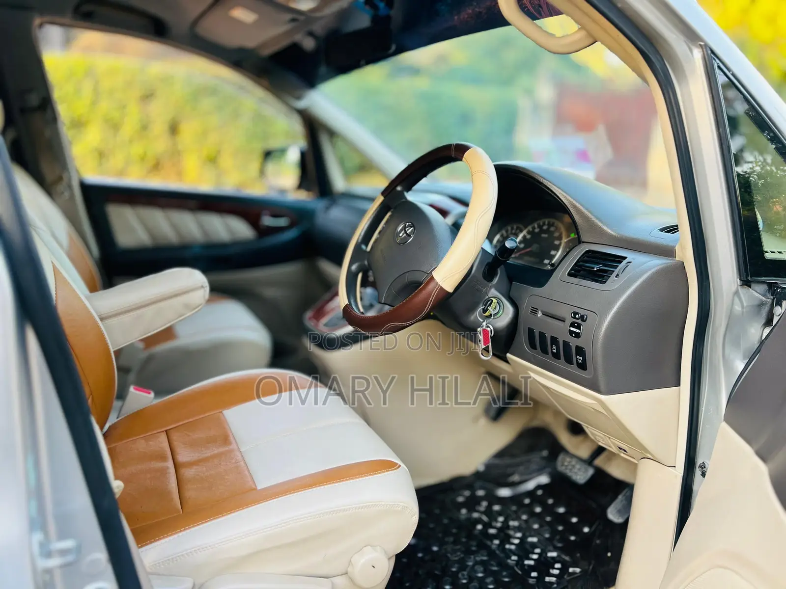 Toyota Alphard 2005 Silver