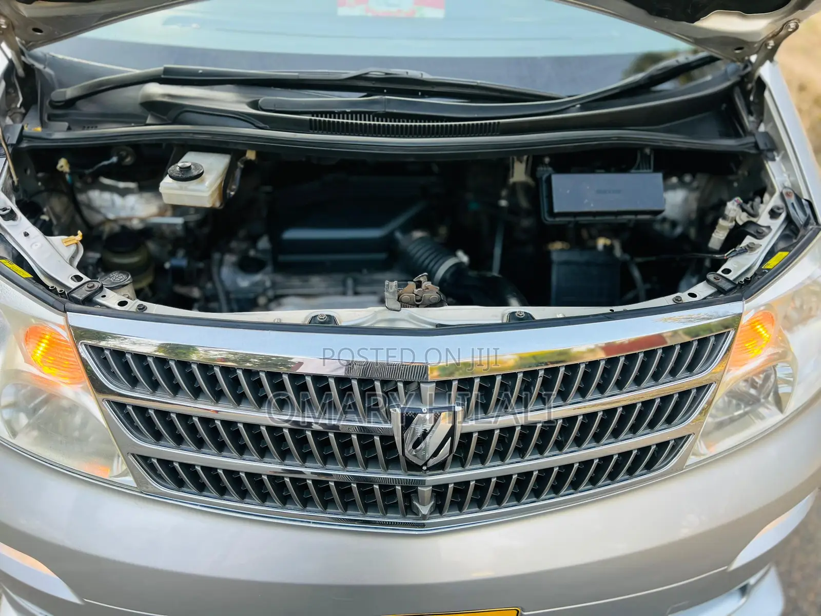 Toyota Alphard 2005 Silver