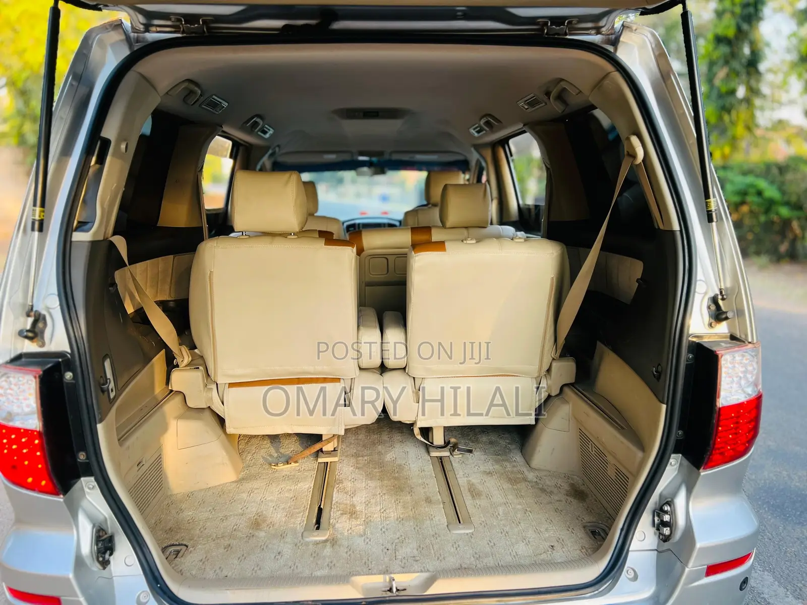 Toyota Alphard 2005 Silver
