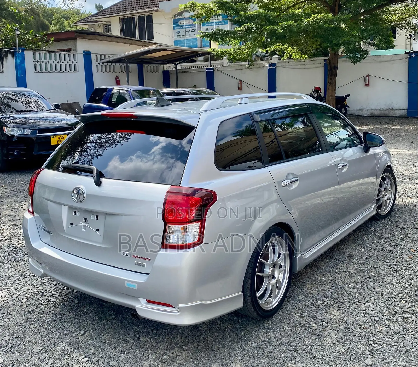 Toyota Corolla Fielder 1.5 Petrol FWD 2012 Silver